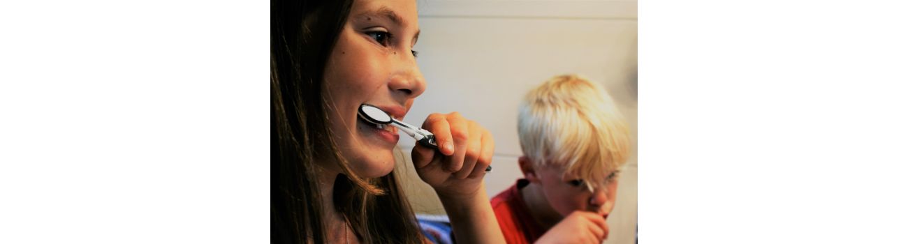 Jakie zabiegi i usługi stomatologiczne zawierają prywatne pakiety medyczne? Oto co obejmuje abonament