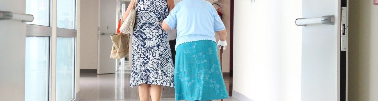 Pakiet dla seniora - jaki zakres usług wybrać?