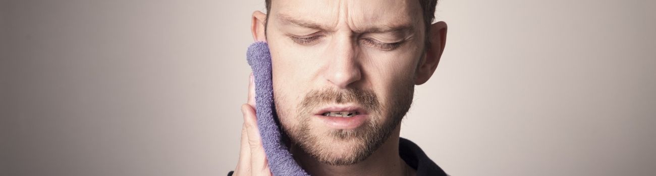 Leczenie dysfunkcji stawu skroniowo-żuchwowego – jak je leczyć?