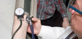 Lekarz medycyny pracy w Warszawie. Gdzie zrobić badania i jak wygląda wizyta?